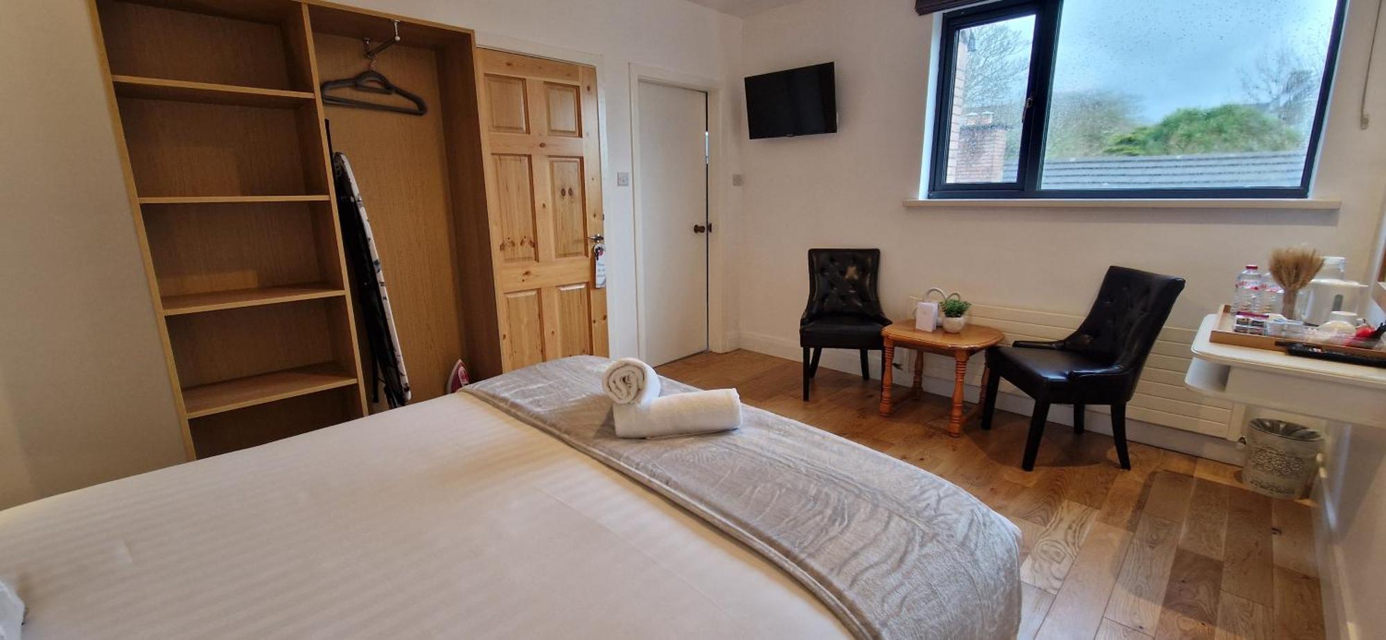 The Cloisters Hotel Dingle Bagian luar foto